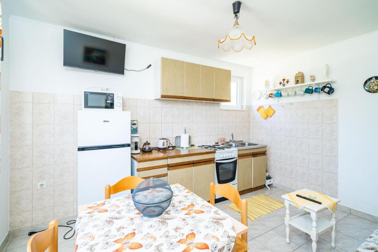 Apartment Laurel Leaf Lovorno 外观 照片