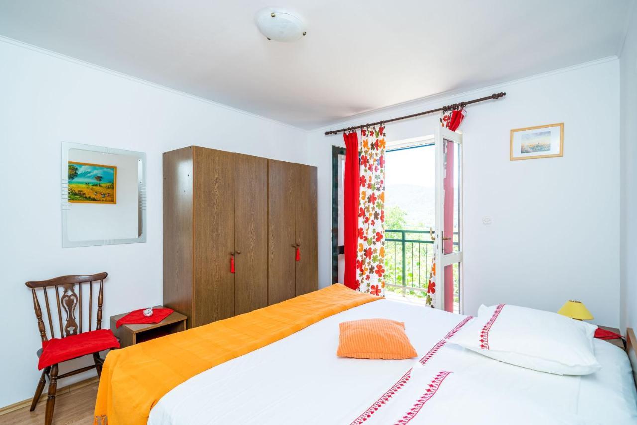 Apartment Laurel Leaf Lovorno 外观 照片