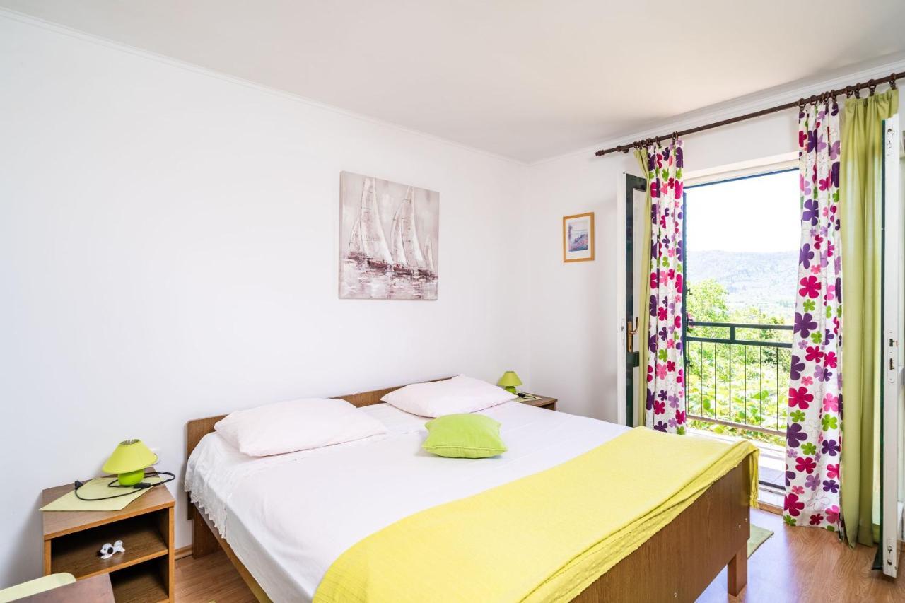 Apartment Laurel Leaf Lovorno 外观 照片